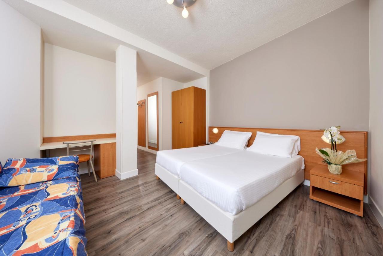 Hotel Royal Village リモーネ・スル・ガルダ 部屋 写真