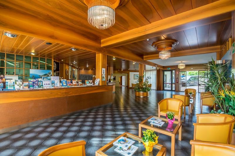 Hotel Royal Village リモーネ・スル・ガルダ エクステリア 写真